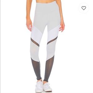 Alo Yoga Sheila Legging, size S